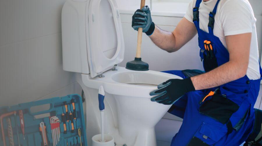 Professional bathroom faucet installation in Hungerford, TX